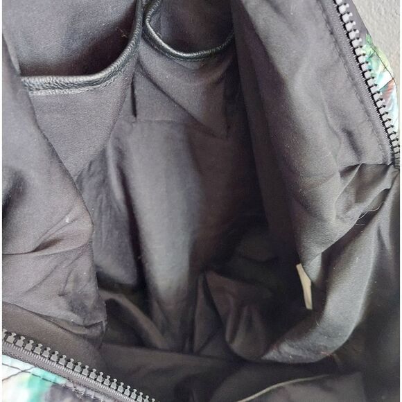 Steve Madden Large Multicolor Tie Dye Tote Duffle Bag - Picture 5 of 6